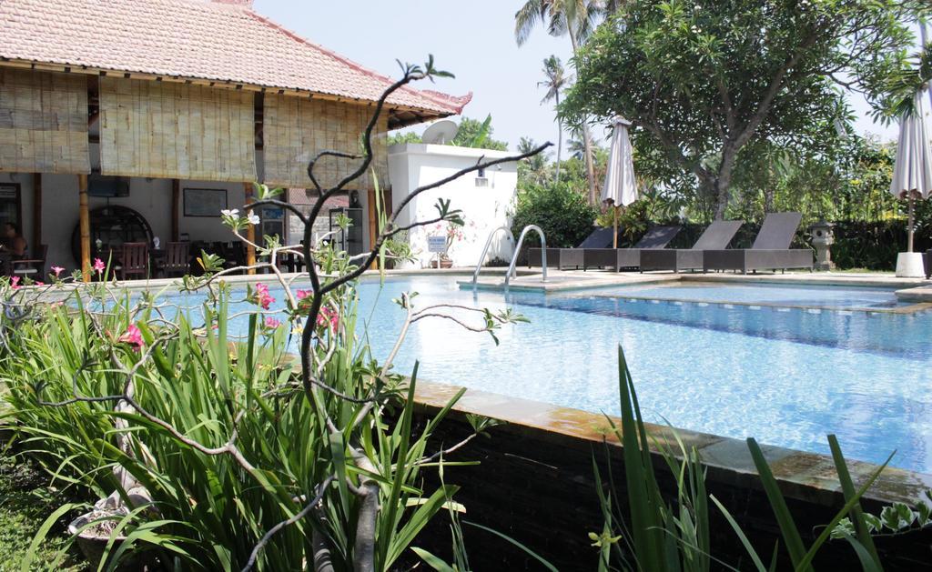 Villa Jaya Lovina Exterior foto